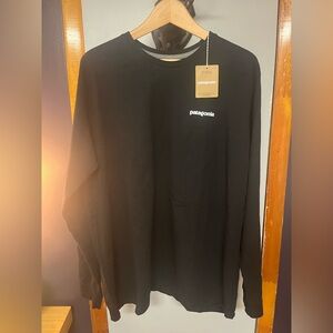 Patagonia Men's Classic Black Long Sleeve Tee